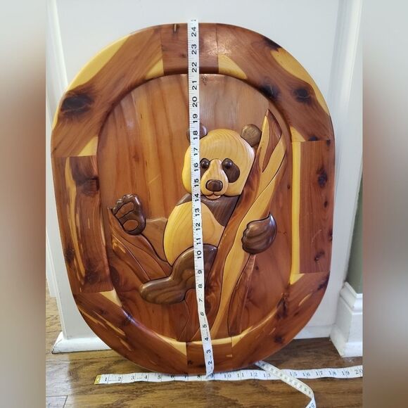 Huge Intarsia Panda - Picture 4 of 4